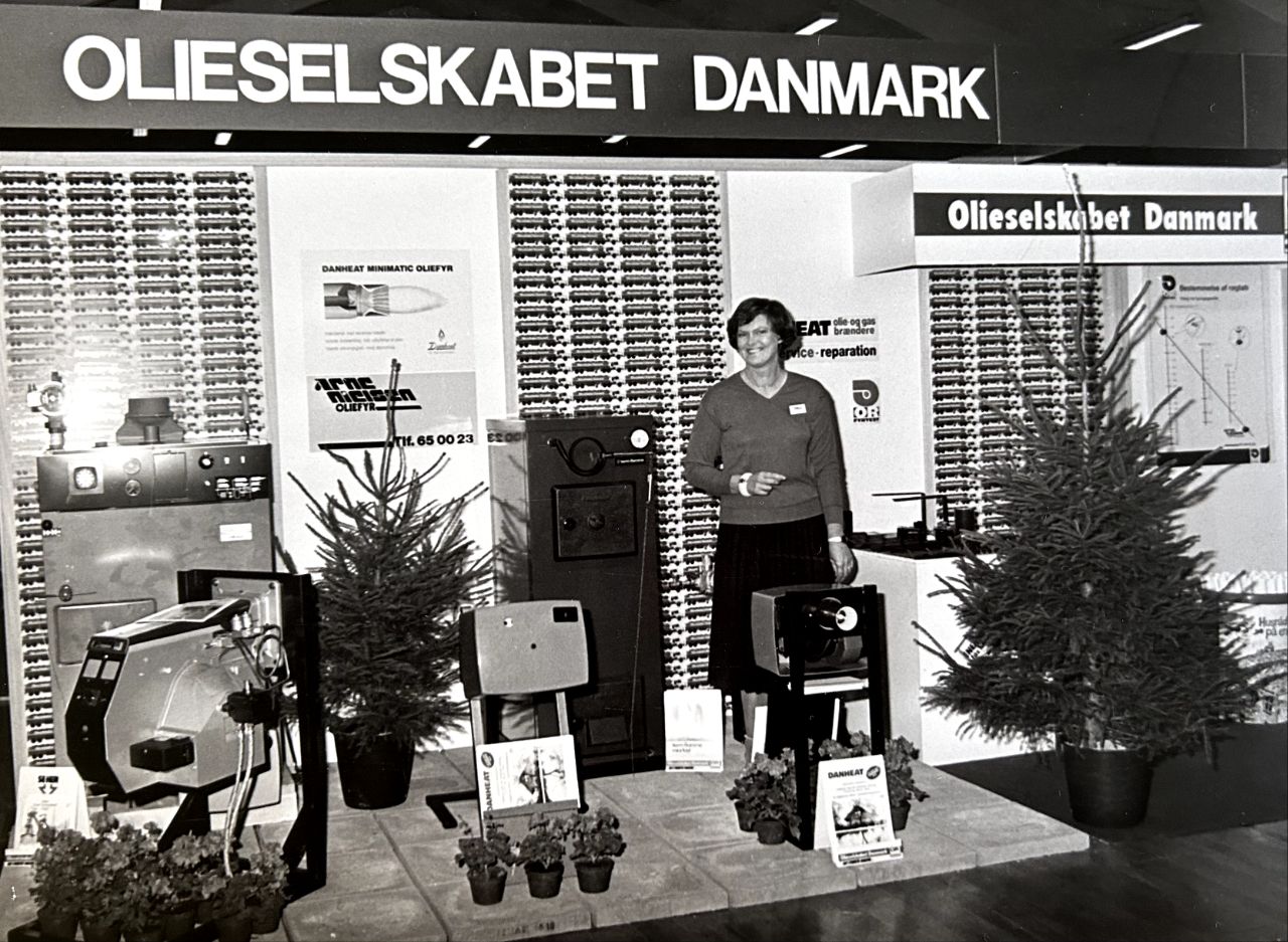 Stifter Rose-Marie Nielsen på en messe i halvfjerdserne